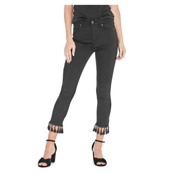 🖤 GUESS Willa Tassel Denim Capris 🖤